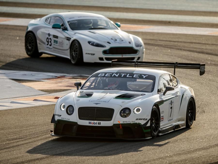  Bentley Continental GT3 2013 года  (фото 22 из 33)